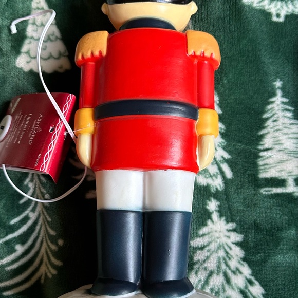 Nutcracker - plastic, light up - 12 inches tall - Picture 3 of 6